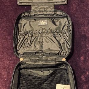 Kate Spade Martie Hanging Travel Case Cosmetic Bag
